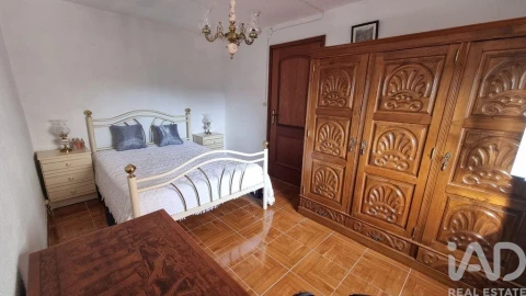 Moradia T3 para Venda em Ratoeira