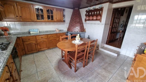 Moradia T3 para Venda em Ratoeira