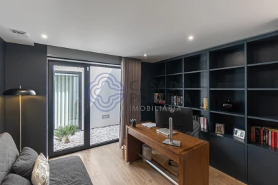 Moradia para Venda em Milheiros