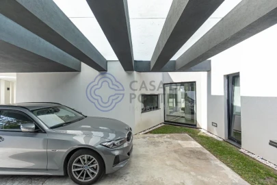 Moradia para Venda em Milheiros