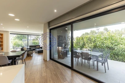 Moradia para Venda em Milheiros