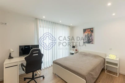 Moradia para Venda em Milheiros