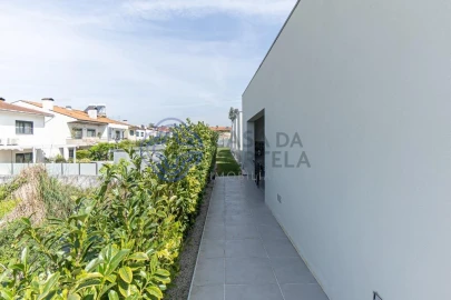 Moradia para Venda em Milheiros