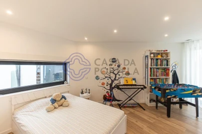 Moradia para Venda em Milheiros