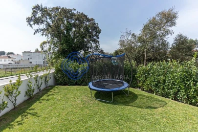 Moradia para Venda em Milheiros