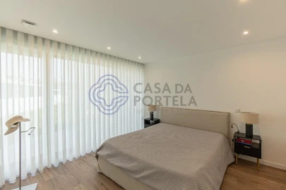 Moradia para Venda em Milheiros