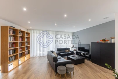 Moradia para Venda em Milheiros