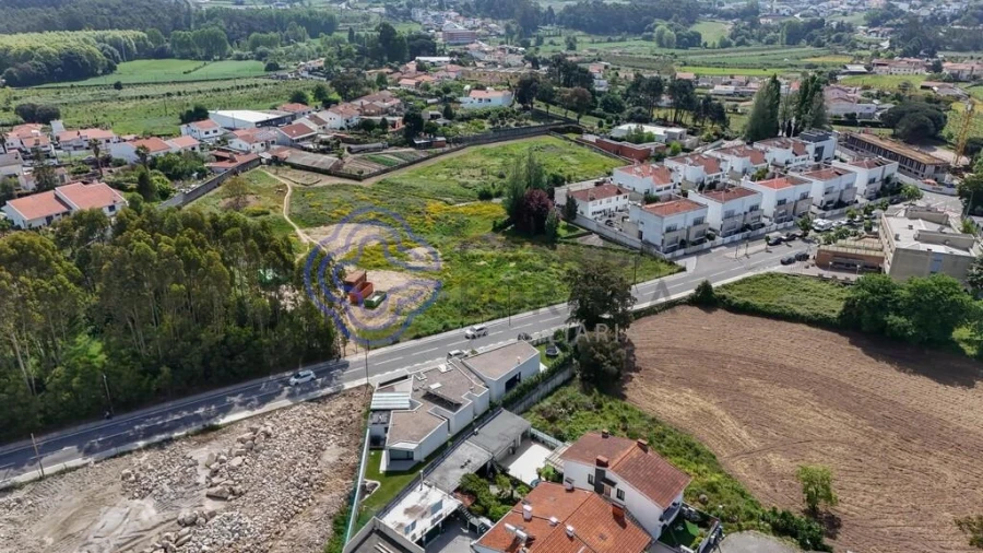 Moradia para Venda em Milheiros Foto 6