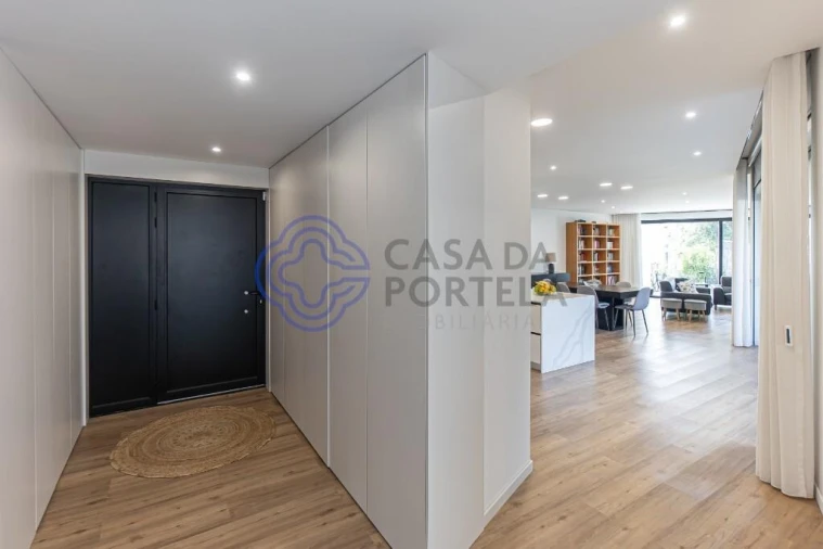 Moradia para Venda em Milheiros Foto 26