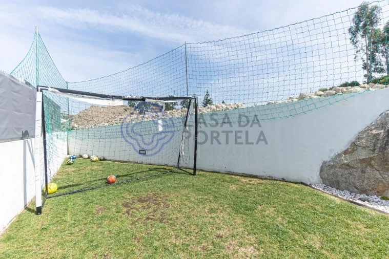 Moradia para Venda em Milheiros Foto 67