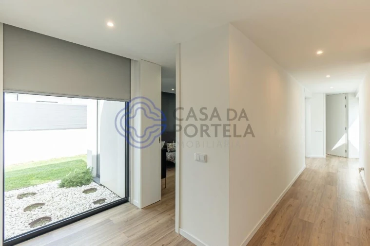 Moradia para Venda em Milheiros Foto 41