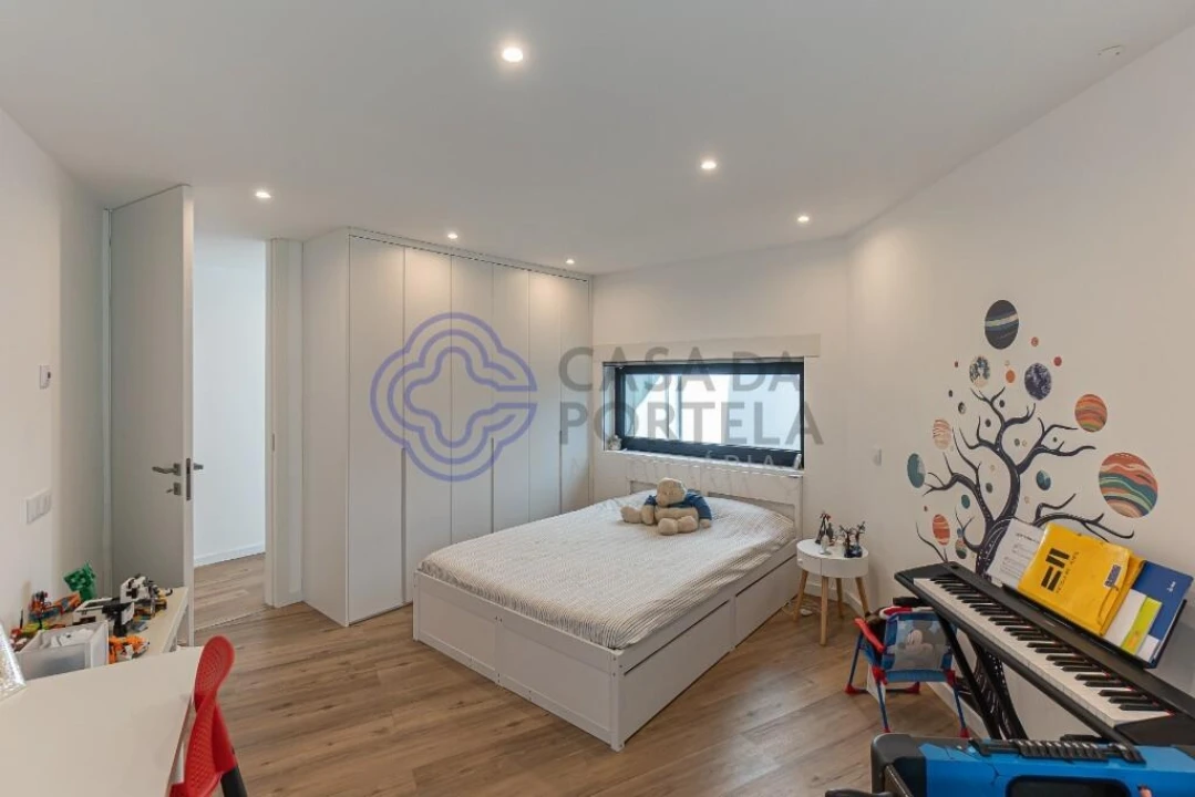 Moradia para Venda em Milheiros Foto 49