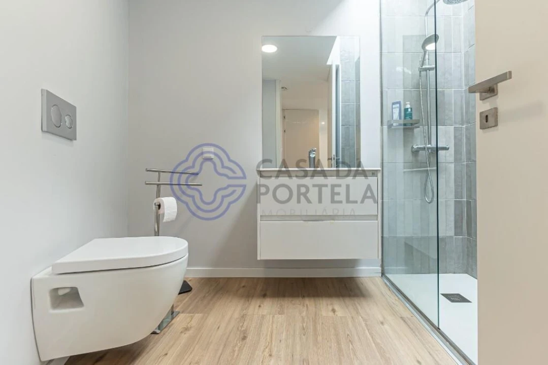 Moradia para Venda em Milheiros Foto 40