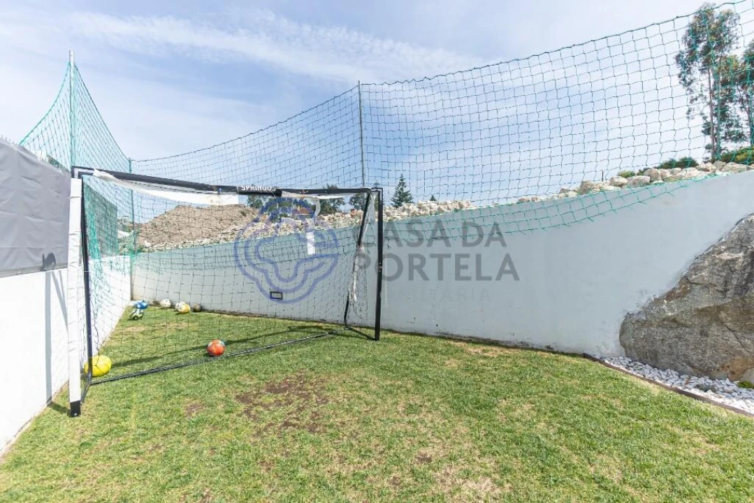 Moradia para Venda em Milheiros Foto 67