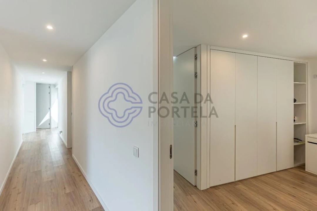 Moradia para Venda em Milheiros Foto 35