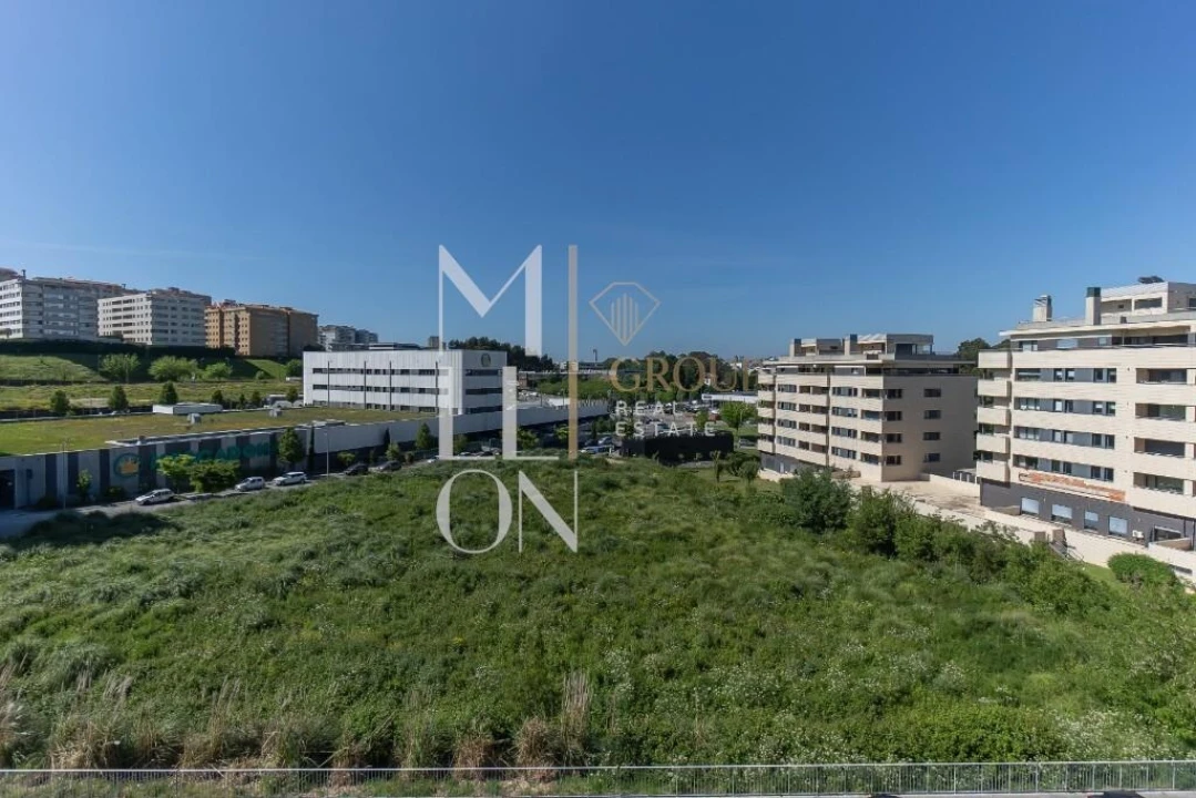 Apartamento T2 para Venda em Oliveira do Douro Foto 32