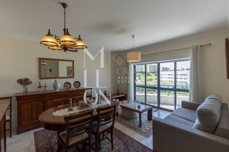 Apartamento T2 para Venda em Oliveira do Douro Foto 4