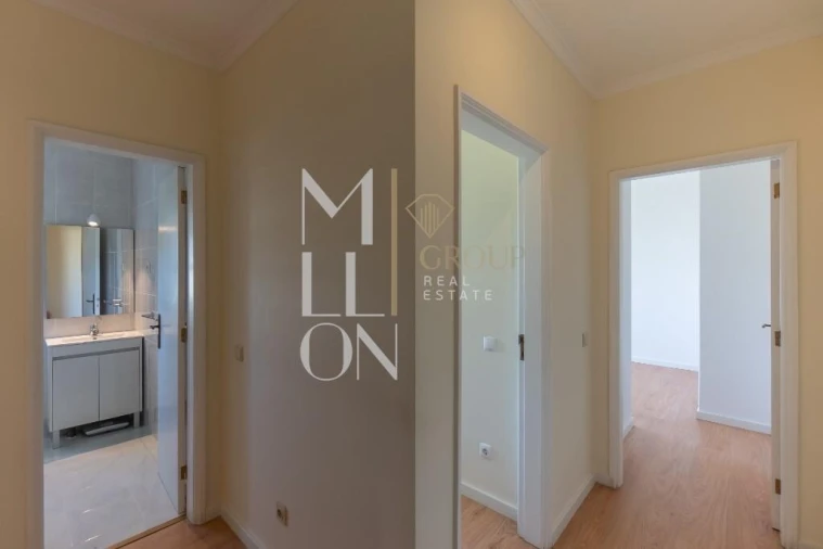 Apartamento T2 para Venda em Oliveira do Douro Foto 19