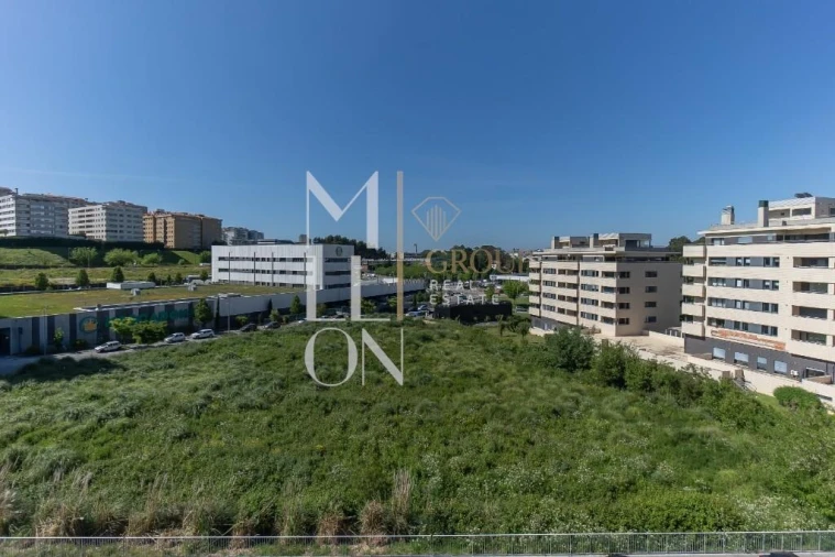 Apartamento T2 para Venda em Oliveira do Douro Foto 32