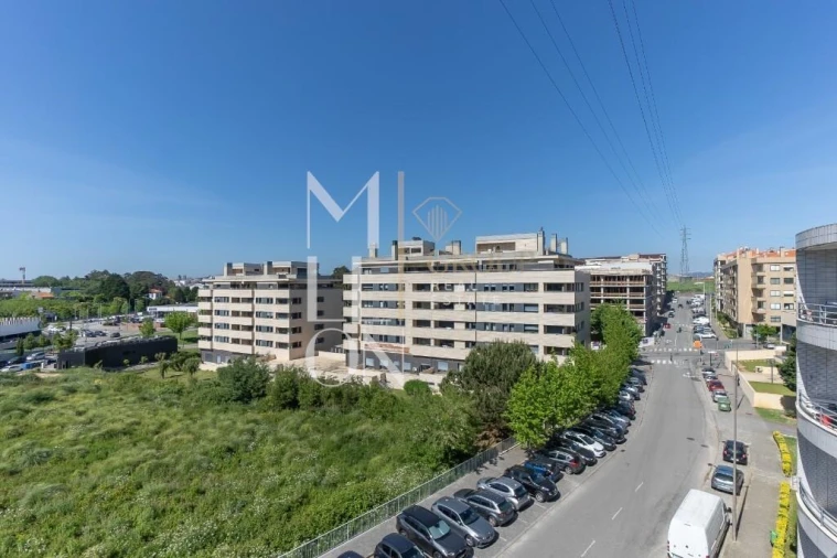 Apartamento T2 para Venda em Oliveira do Douro Foto 33