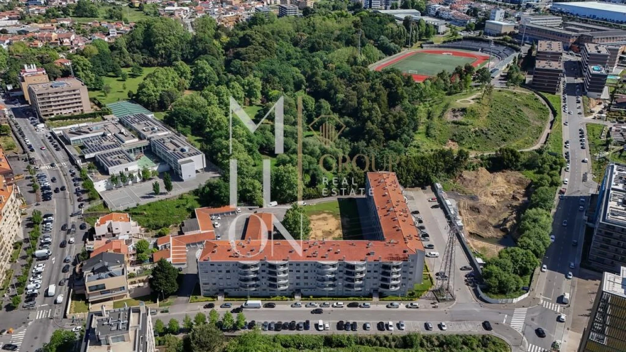 Apartamento T2 para Venda em Oliveira do Douro Foto 36