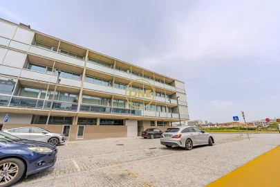 Apartamento T3 para Venda em Aver-O-Mar, Amorim e Terroso