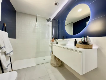 Moradia T5 para Venda em Santo Antonio dos Olivais