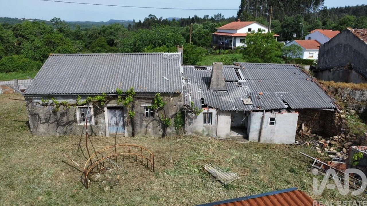 Moradia T2 para Venda em Avelar Foto 8