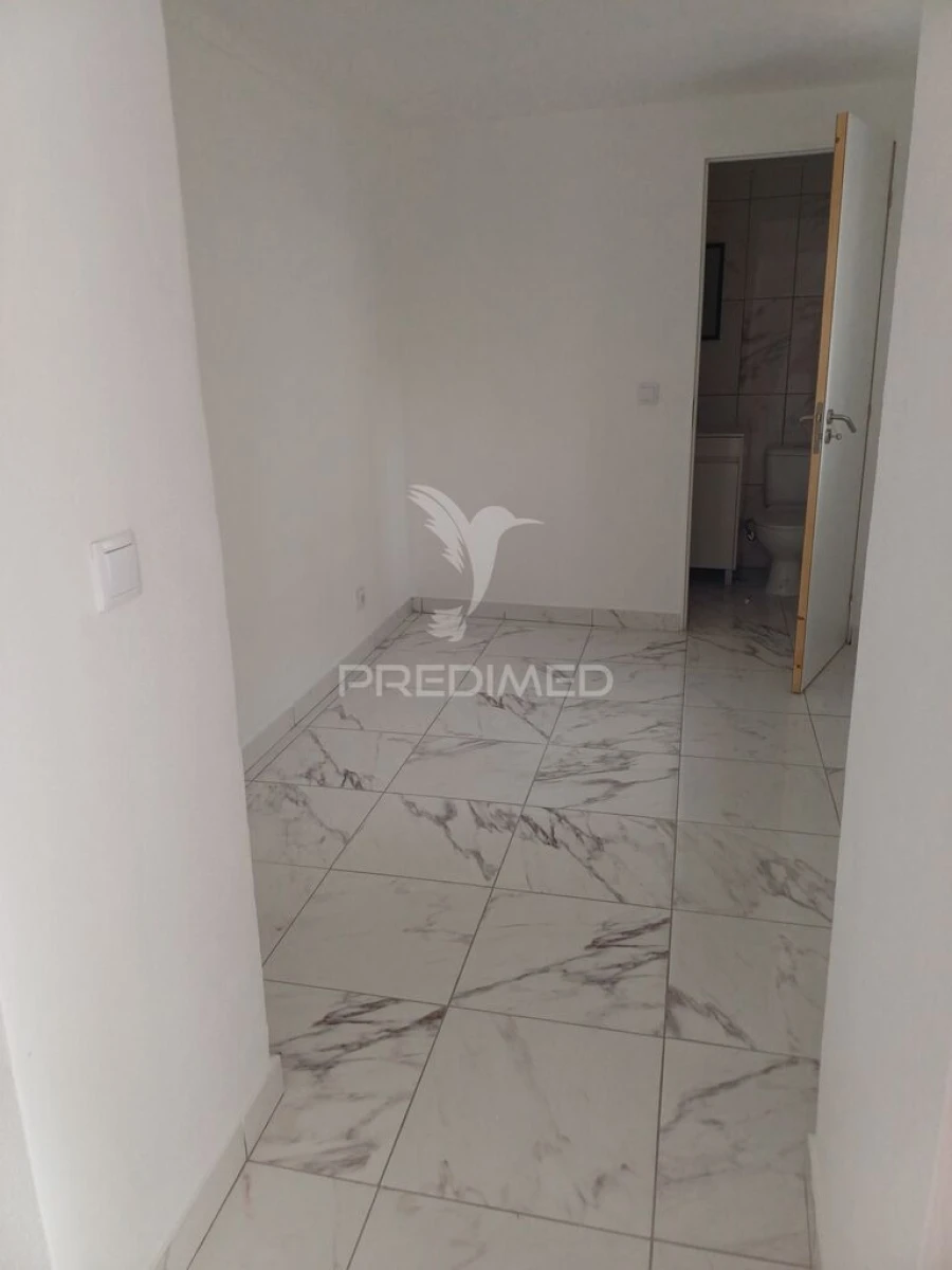 Prédio para Venda em Ribeira de Nisa e Carreiras Foto 12