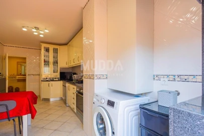 Apartamento T2 para Venda em Nogueira da Regedoura