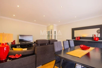 Apartamento T2 para Venda em Nogueira da Regedoura