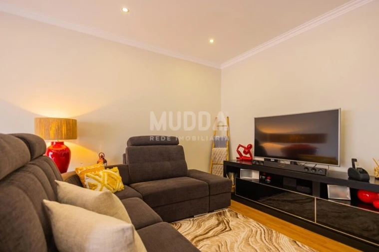 Apartamento T2 para Venda em Nogueira da Regedoura Foto 4