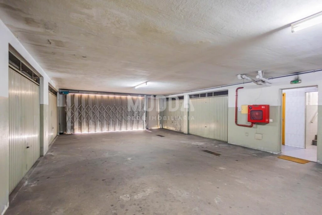 Apartamento T2 para Venda em Nogueira da Regedoura Foto 25