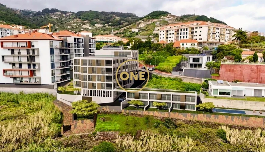 Apartamento T2 para Venda em Caniço Foto 6