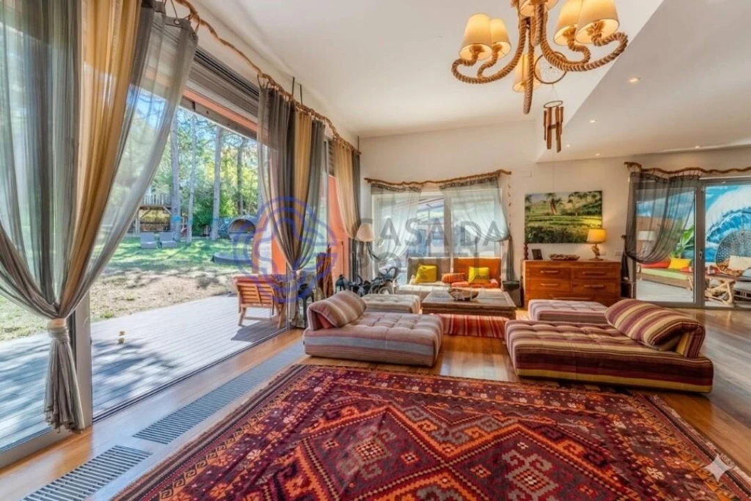 Moradia T5 para Venda em Cascais e Estoril Foto 1