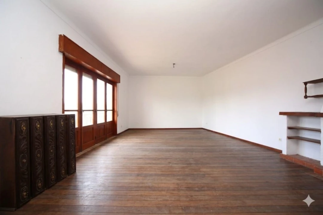 Moradia T3 para Venda em Carapinheira Foto 11