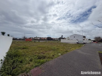 Terreno para Venda em Rosto do Cão (Livramento)