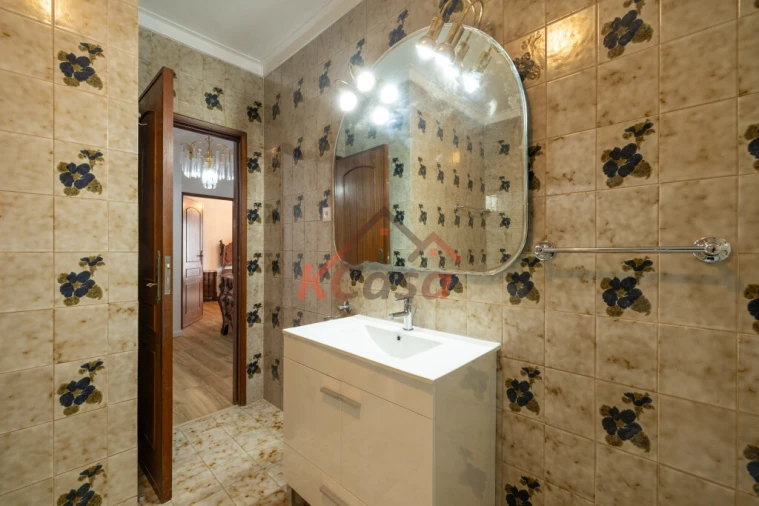 Apartamento T3 para Venda em Fânzeres e São Pedro da Cova Foto 22