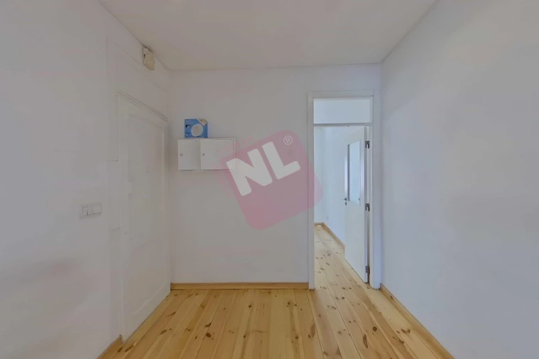 Apartamento T1 para Venda em Estrela Foto 12