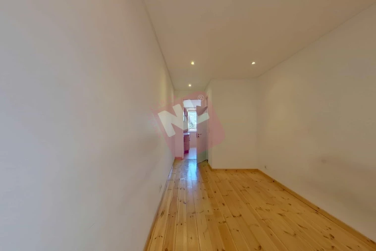 Apartamento T1 para Venda em Estrela Foto 10