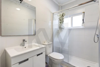 Apartamento T1 para Venda em Camarate, Unhos e Apelação