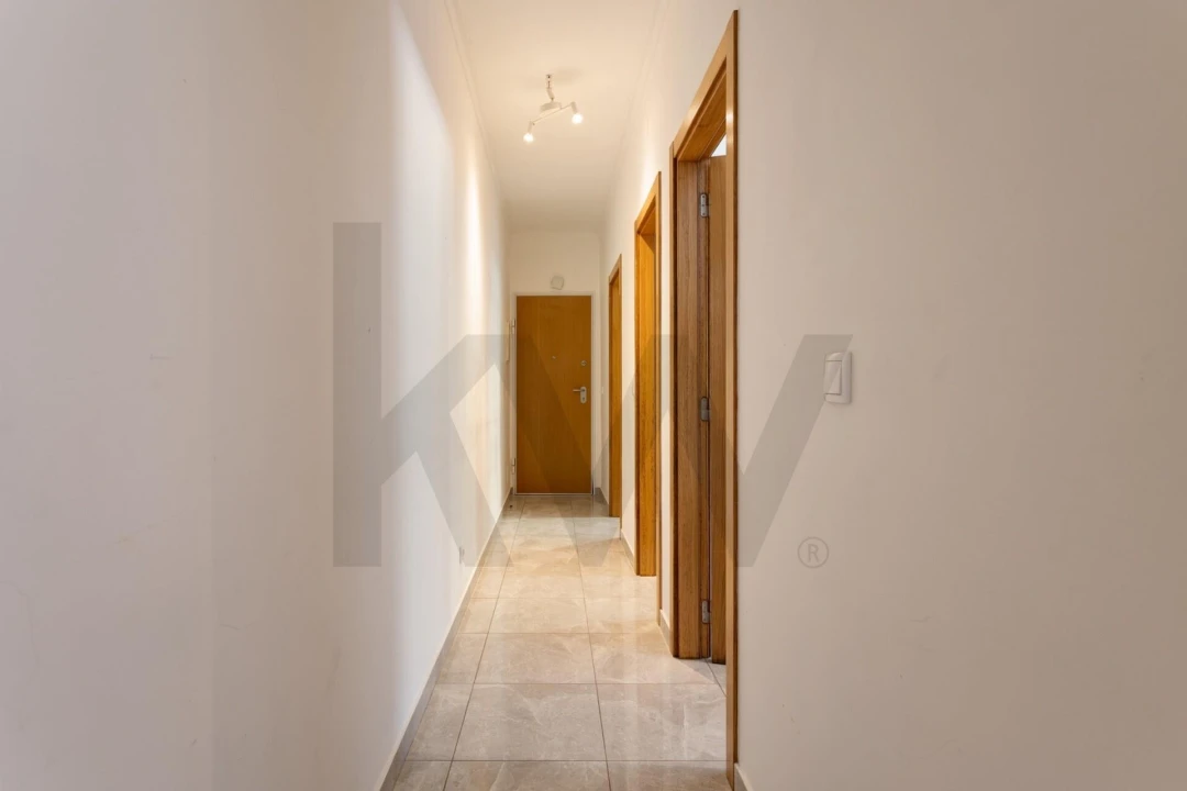 Apartamento T1 para Venda em Camarate, Unhos e Apelação Foto 10