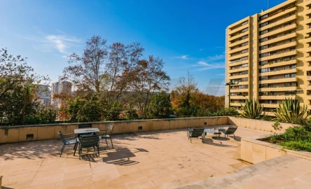 Apartamento T4 para Venda em Avenidas Novas