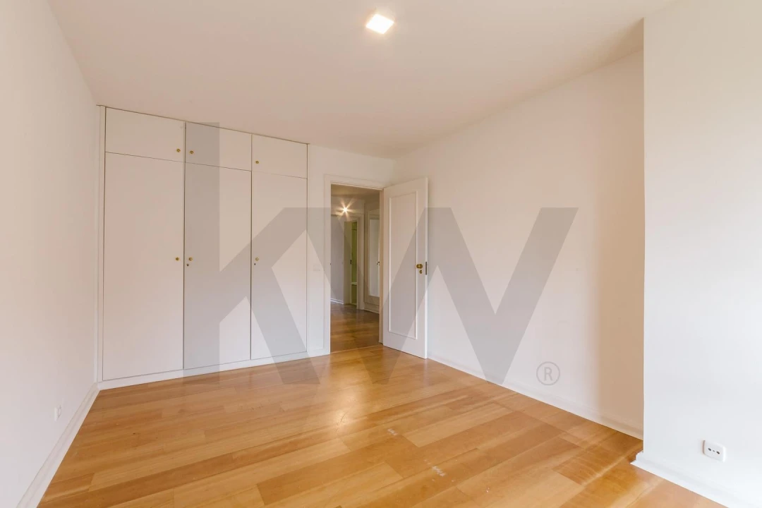 Apartamento T4 para Venda em Avenidas Novas Foto 30
