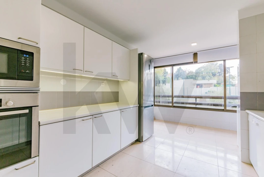 Apartamento T4 para Venda em Avenidas Novas Foto 10