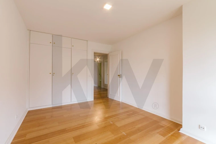 Apartamento T4 para Venda em Avenidas Novas Foto 30