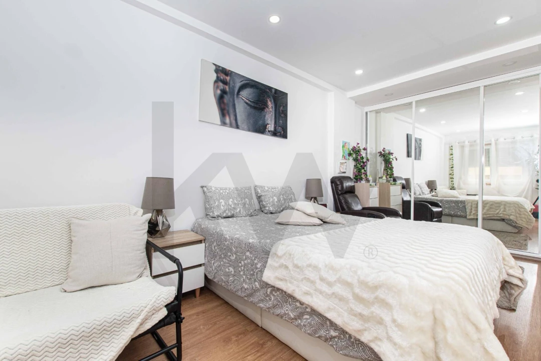 Apartamento T1 para Venda em Póvoa de Santo Adrião e Olival Basto Foto 14