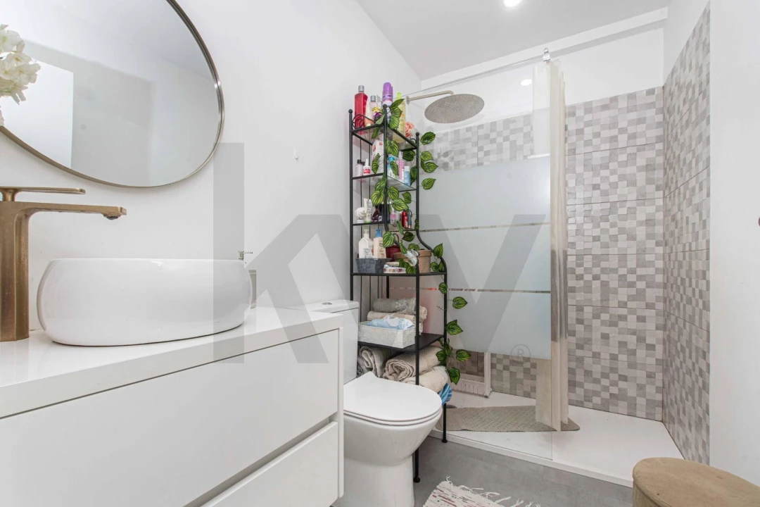 Apartamento T1 para Venda em Póvoa de Santo Adrião e Olival Basto Foto 13