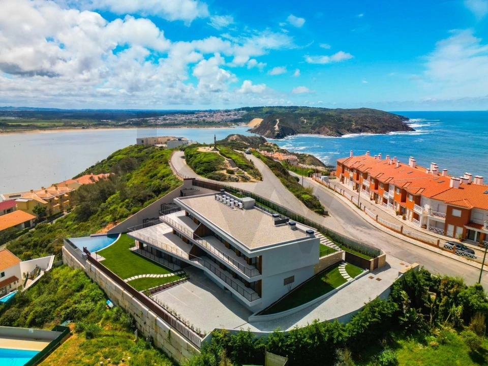 Apartamento T3 para Venda em São Martinho do Porto Foto 2