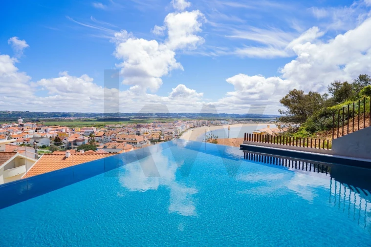 Apartamento T3 para Venda em São Martinho do Porto Foto 2